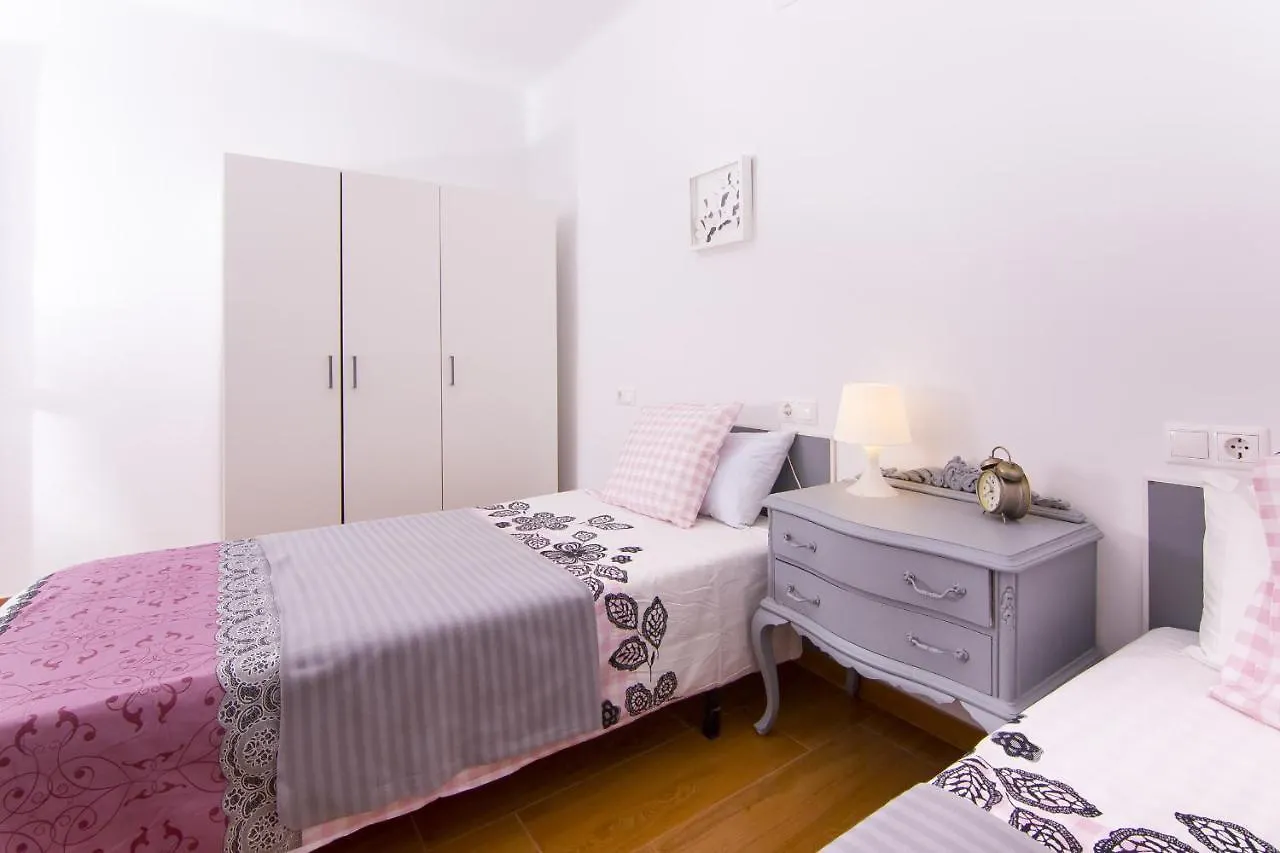 Sea & Wave Don Cristian Apartment Malaga
