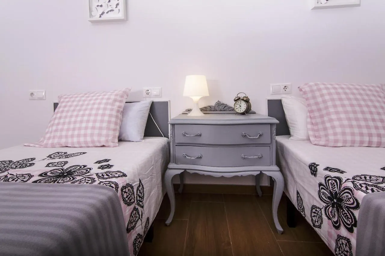 Sea & Wave Don Cristian Apartment Malaga